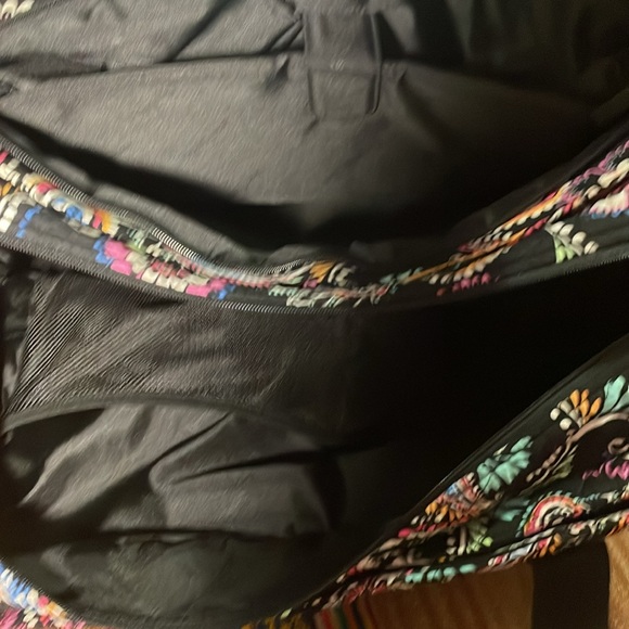 Vera Bradley Black Paisley Bandana Swirl Floral shoulder bag - Picture 6 of 9